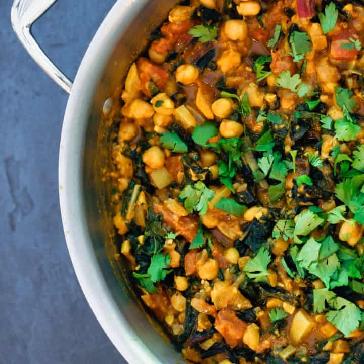 chickpea stew in a pot