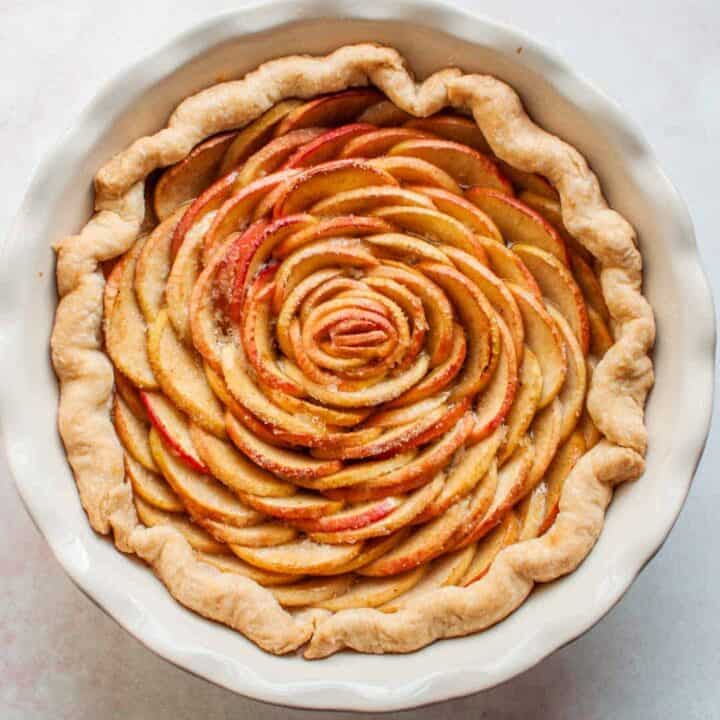 flower apple pie baked