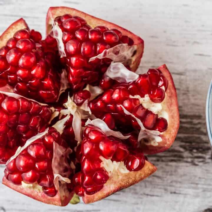 how to peel a pomegranate - pomegranate cut into section