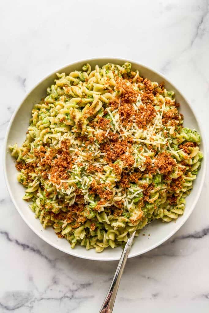 https://thishealthytable.com/wp-content/uploads/2021/02/broccoli-pasta-recipe-3-of-7-683x1024.jpg