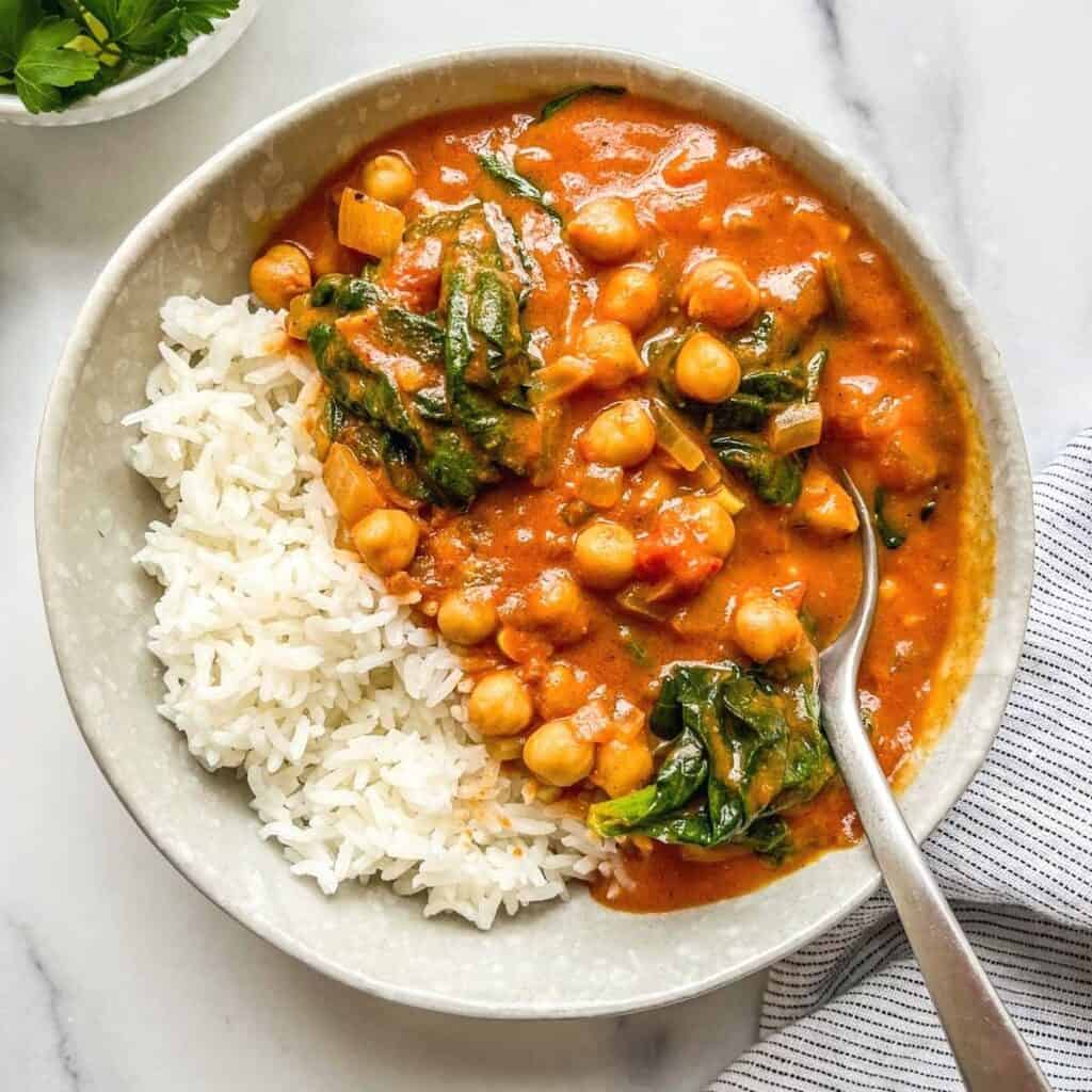 Chickpea Spinach Curry Recipe - This Healthy Table