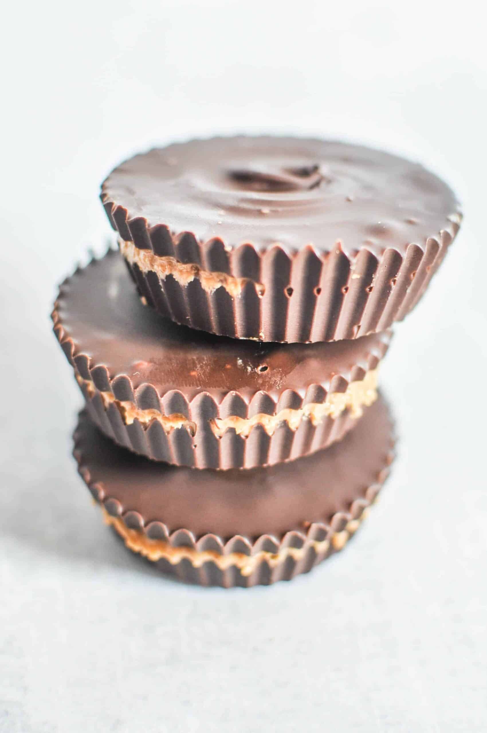 Healthy Dark Chocolate Peanut Butter Cups - Healthy Liv