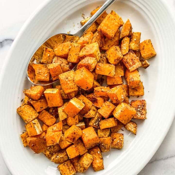 Za'atar roasted butternut squash on a platter.