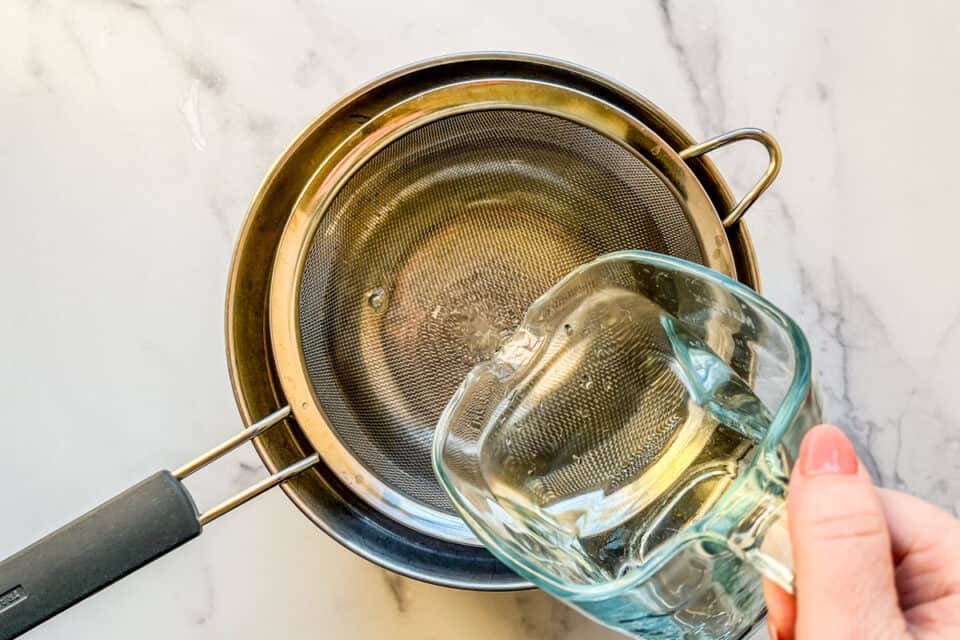 how-to-clean-strawberries-with-vinegar-this-healthy-table